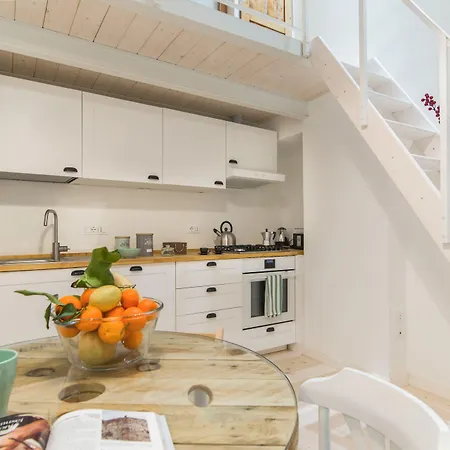 Guesthost - Loft * Bologna