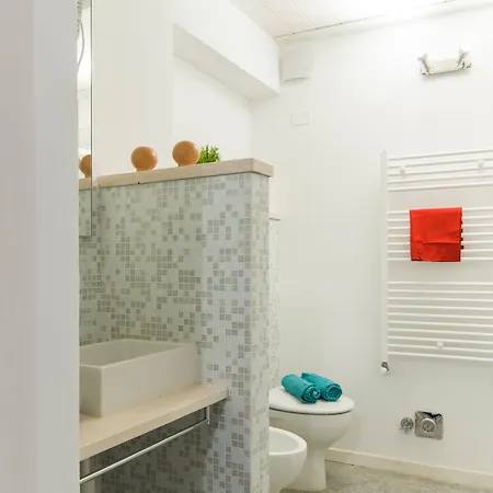 Guesthost - Loft * Bologna