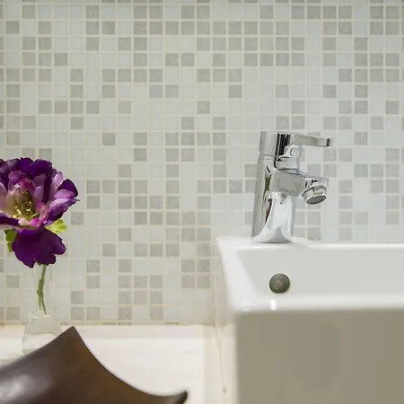 Guesthost - Loft Lejlighed Bologna