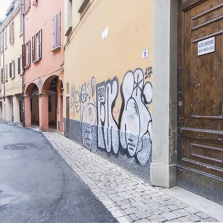Lejlighed Guesthost - Loft Bologna